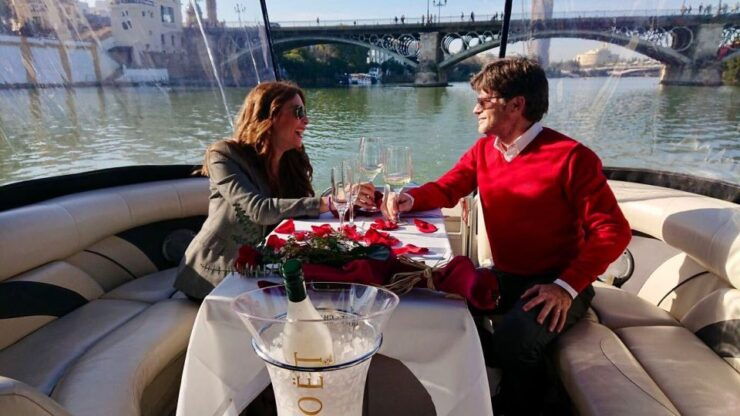 Seville: Exclusive River Boat Tour With Tapas - Experience
