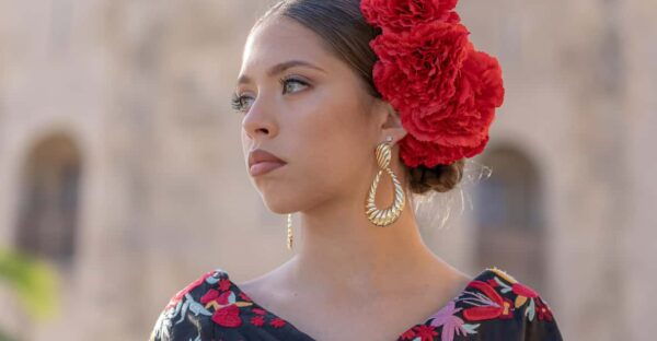 Seville: Flamenco Dress Rental (Individual Experience) - Availability