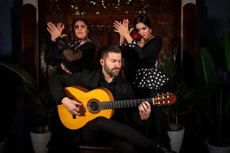 Seville: Flamenco Show at Tablao Almoraima in Triana - What to Expect at the Tablao Almoraima