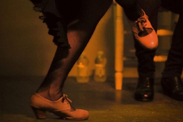 Seville: Flamenco Show With Drink at Tablao La Cantaora - Location and Category Information