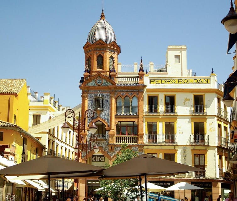 Seville: Flamenco Tour on Ebike With Show - Guided Tour and Expert Commentary