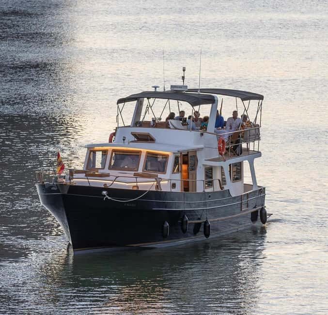 Seville: Flamenco Yacht Cruise with Tapas and Drinks - Practical Tips for Booking & Enjoying Your Cruise