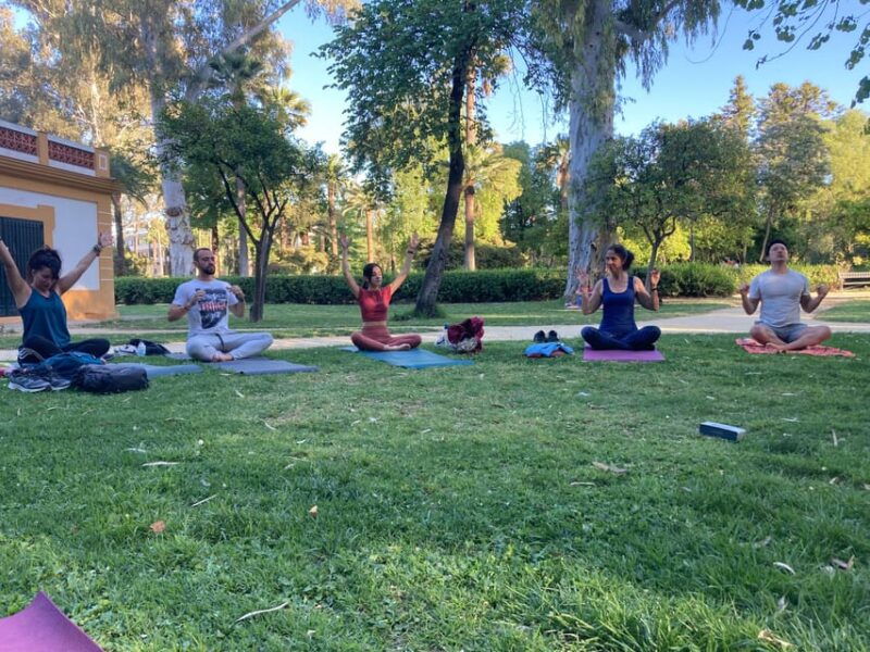 Seville: Group Yoga Classes All Levels - in French - Good To Know