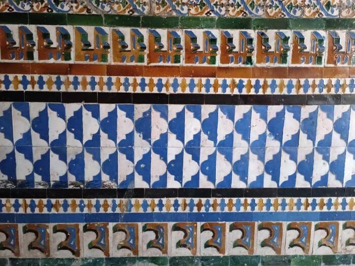 Seville: Guided Visit of the Casa De Pilatos With Entrance Tickets - Booking and Cancellation Policy