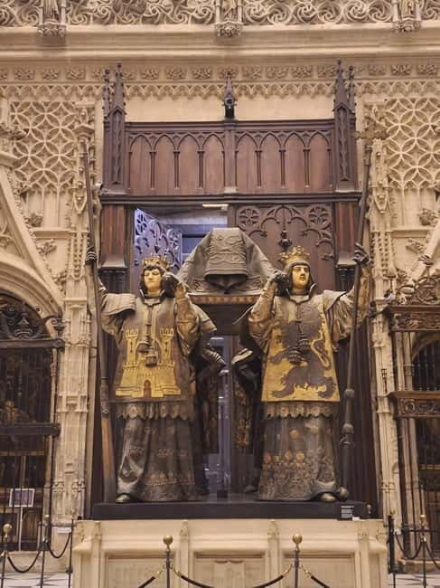 Seville: Guided visit to the Alcázar, Cathedral and Giralda - Why This Tour Represents Good Value