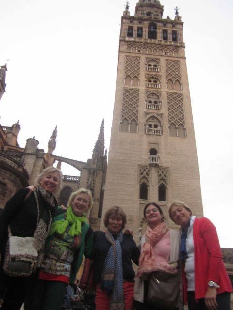 Seville: Highlights City Bike or E-Bike Tour - Good To Know