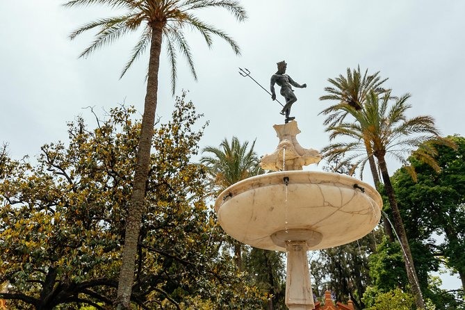 Seville Highlights Private Tour With a Local Guide - Shopping Areas and Food Market