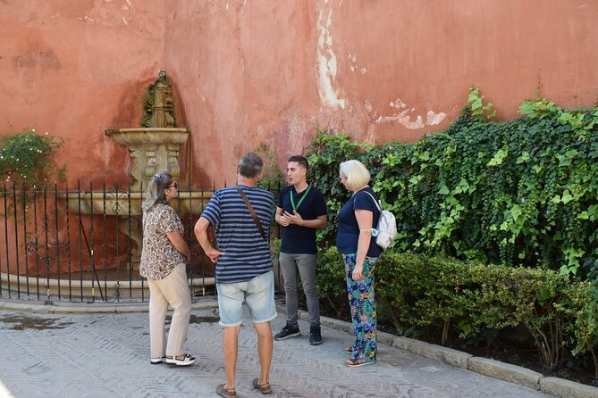 Seville Jewish Quarter Walking Tour - Exploring the Architecture and Layout