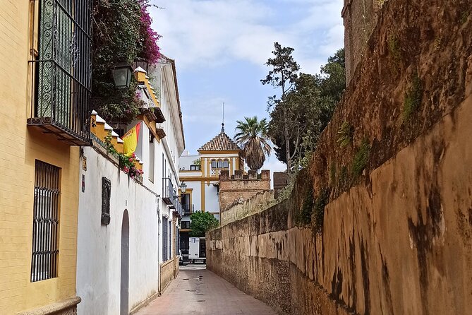 Seville Jewish Quarter Walking Tour - Hidden Gems and Must-Visit Shops