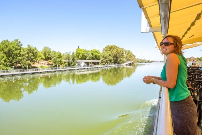 Seville: Minibus Tour, Aquarium and River Cruise - Tour Highlights