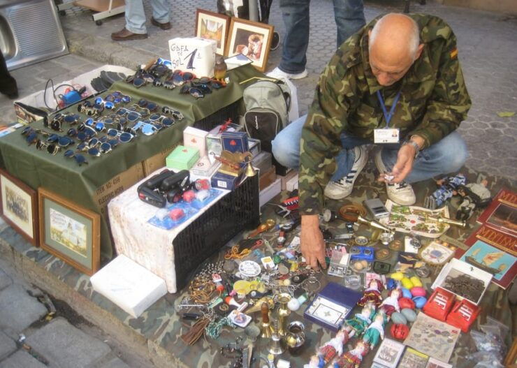 Seville: Off the Beaten Path & Market Walking Tour - Good To Know
