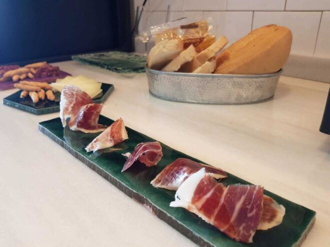 Seville: Paella Cooking Experience on a Rooftop Terrace - Customer Reviews