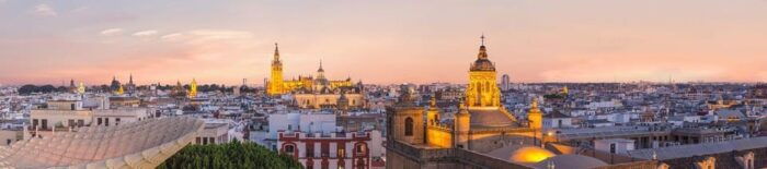 Seville: Priority Access Cathedral & Giralda Tour - Exploring Seville Cathedral