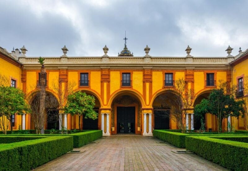 Seville: Priority Access Royal Alcazar Tour - Guided Tour Details