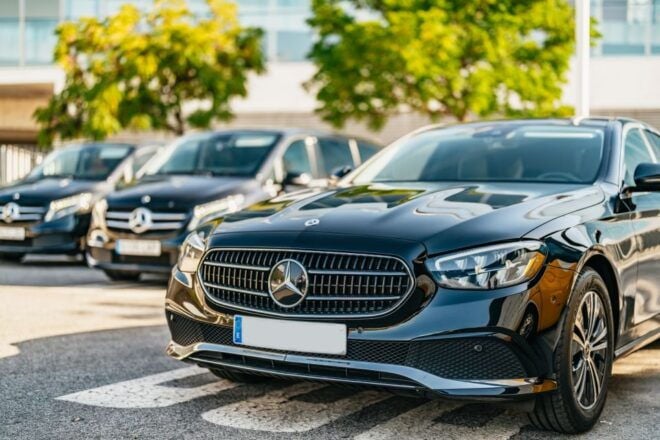 Seville: Private 1-Way Airport or Train Station Transfer - Spanish-Speaking Driver for Personalized Service