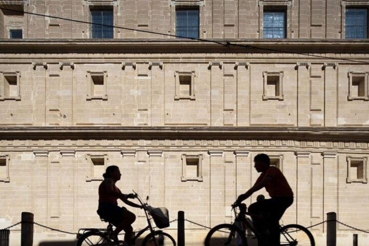 Seville : Private Bike Tour With A Guide - Good To Know