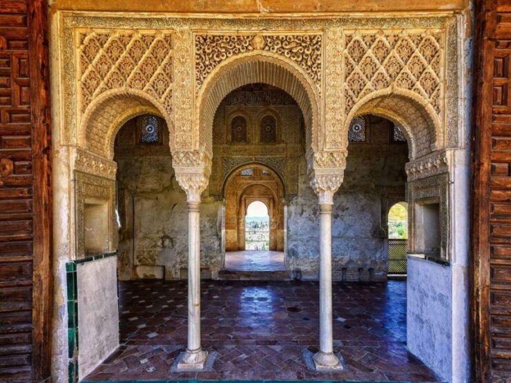 Seville: Private Day Trip to Granada With Alhambra Tour - Good To Know