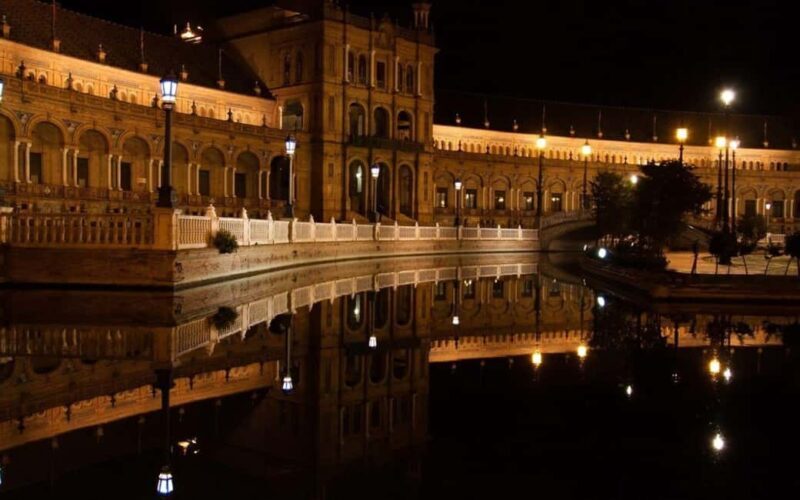 Seville: Private Night Tour - Good To Know