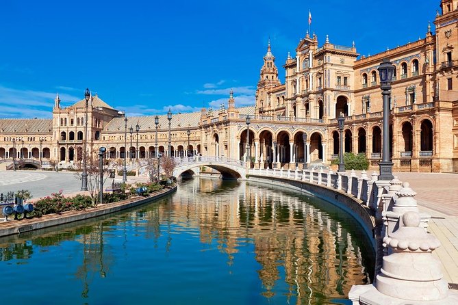 Seville Private Photoshoot and Sightseeing Tour - Booking and Availability