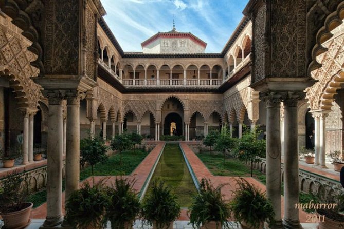 Seville Private Tour: Alcazar, Cathedral, Giralda and Santa Cruz Walking Tour. - Contact and Booking