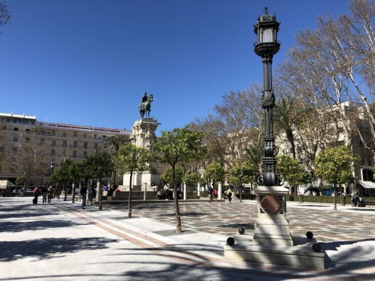 Seville: Private Walking Tour With Local Guide - Tour Highlights
