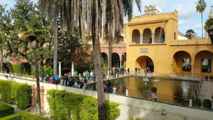 Seville: Real Alcazar of Seville Guided Tour and Ticket - Booking Options and Language Availability