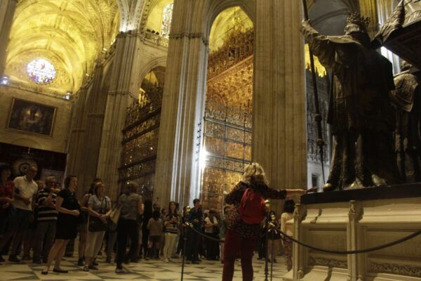 Seville: Royal Alcazar, Cathedral, and Giralda Tower Tour - Customer Reviews