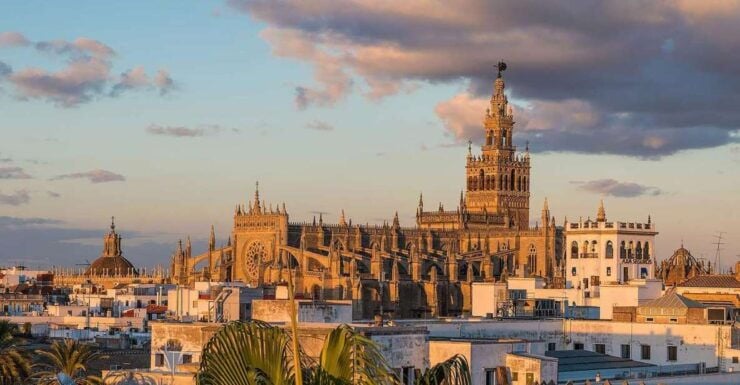 Seville: Royal Alcazar, Cathedral, and Giralda Tower Tour - Tour Details