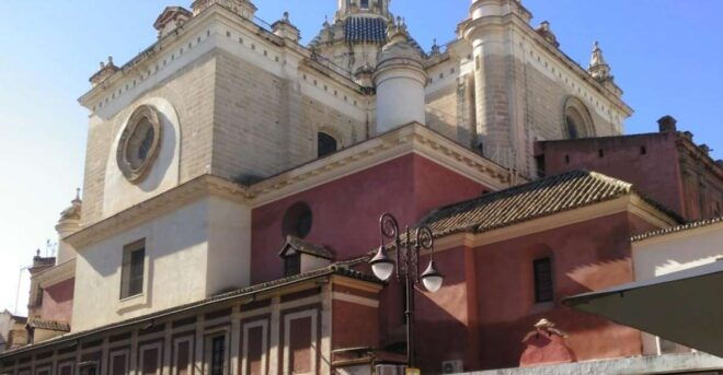 Seville: Salvador Church, Casa Pilatos, and Metropol Tour - Experience