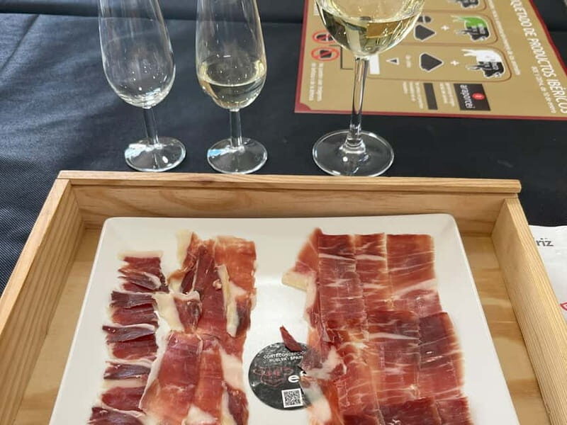 Seville: Secret Food Tour with Tapas and Drinks - Discovering Seville’s Food Scene: What’s Included and What to Expect