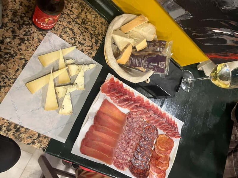 Seville: Secret Food Tour with Tapas and Drinks - FAQ