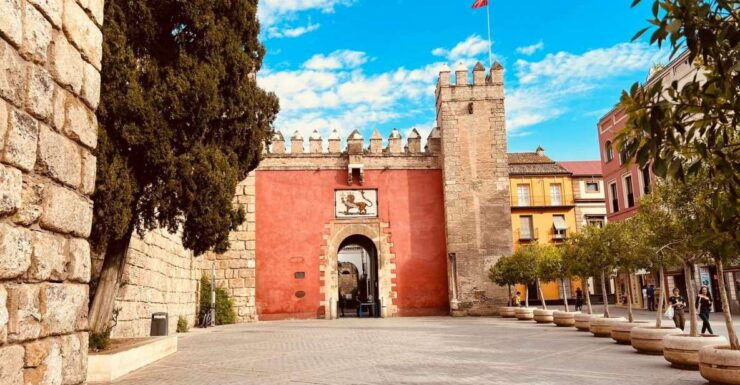 Seville: Skip-the-Line Royal Alcázar Guided Tour - Experience Highlights