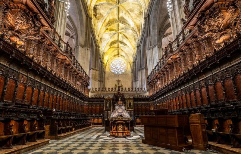 Seville: Small-Group Cathedral and Giralda Tour With Tickets - Good To Know