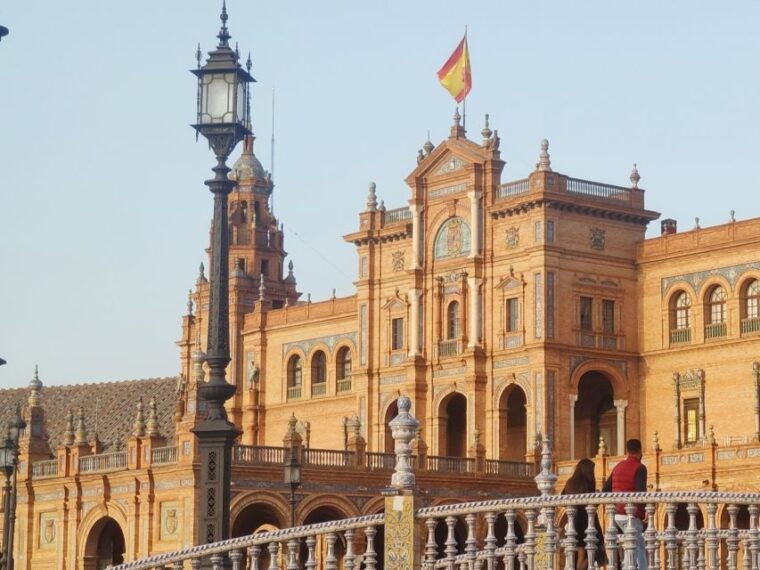Seville: Small-Group City Highlights Walking Tour - Tour Experience
