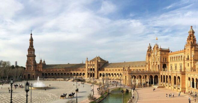 Seville: Smartphone App Self-Guided Walking Tour - Tour Highlights