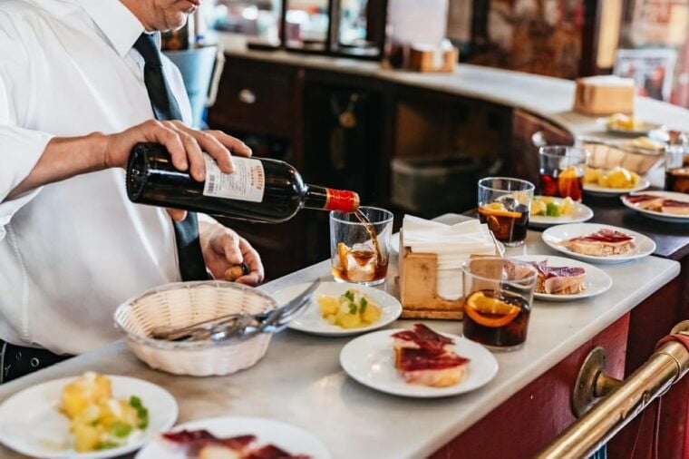 Seville: Tapas, Taverns and History Guided Walking Tour - Food and Drink Experience