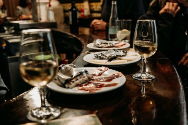 Seville: Tapas, Taverns, and History Walking Tour - Duration and Availability