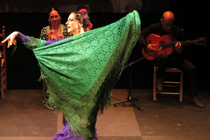 Seville Tapas Tour & Authentic Flamenco Show - Visit Centro Historical De Sevilla