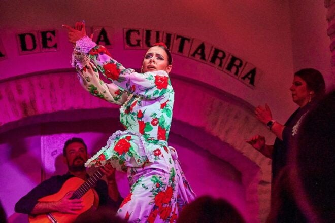 Seville: Ticket to Flamenco Show at La Casa De La Guitarra - Reservation Details