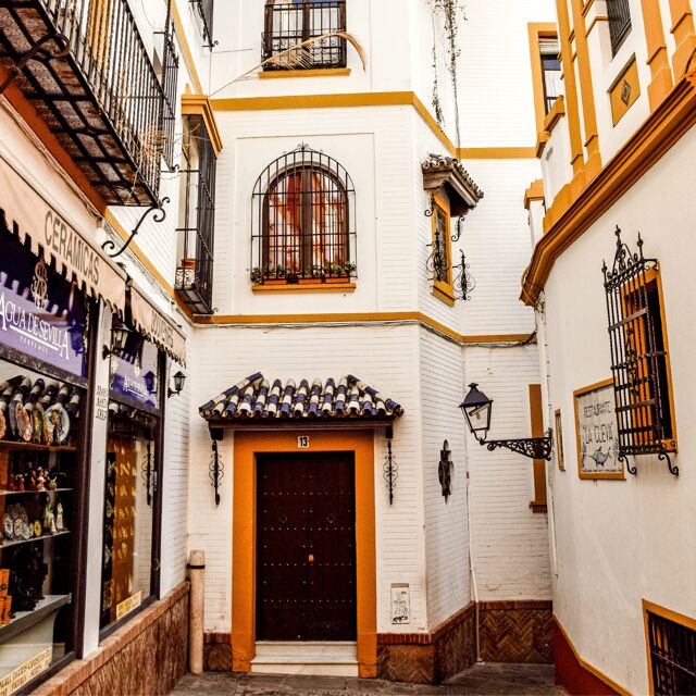Seville: Tiny-Group Jewish Quarter Discovery Walking Tour - Final Thoughts