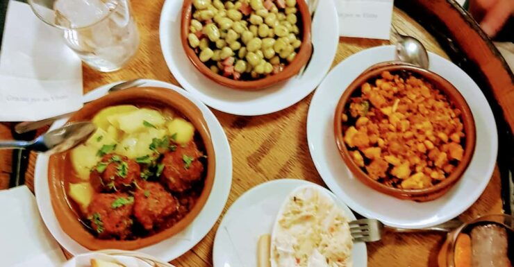 Seville Traditional Tapas and Wine Tour - Good To Know