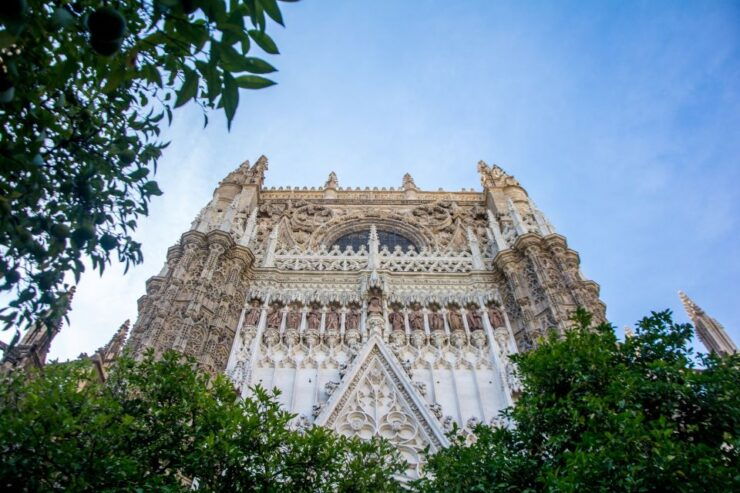 Seville: Transfer to Seville Airport - Service Details