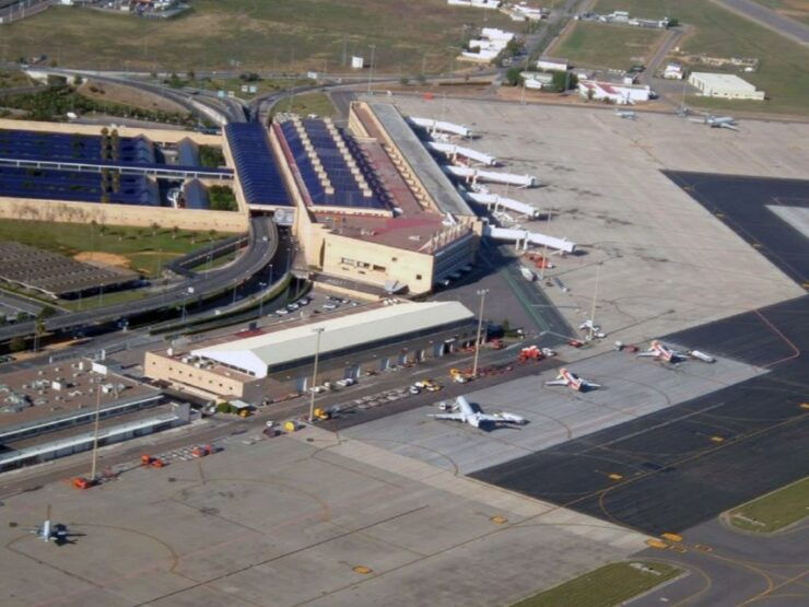 Seville: Transfer to Seville Airport - Experience Highlights