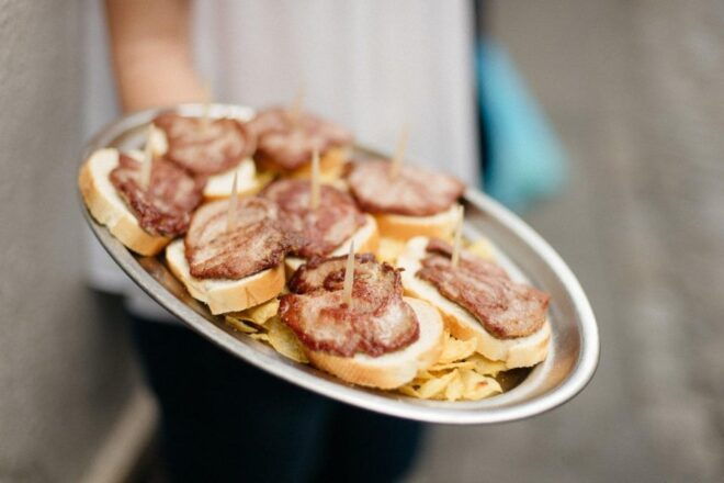 Seville: Triana Neighborhood Evening Tapas Tour - Bars Visited