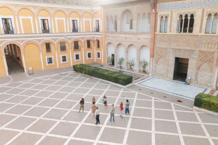 Seville: VIP Exclusive Early Access Tour of The Alcazar - Guided Tour With Local Expertise