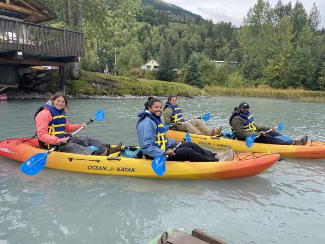 Seward Area Glacial Lake Kayaking Tour 1.5 Hr From Anchorage - Live Tour Guide and Small Group Setting