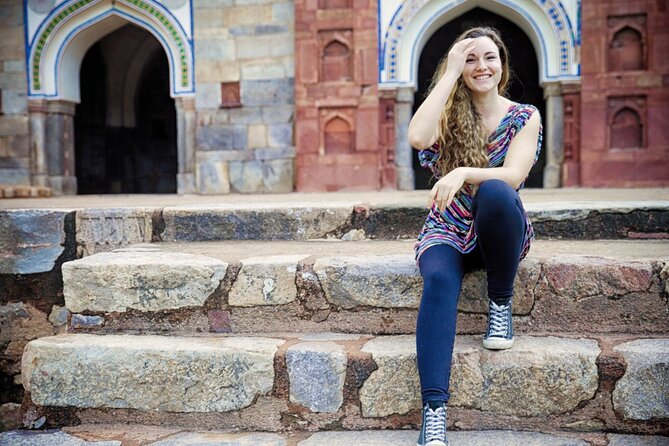 Shah Jahan's Old Delhi: A Historical Bike Odyssey - Navigating the Bustling Streets of Old Delhi