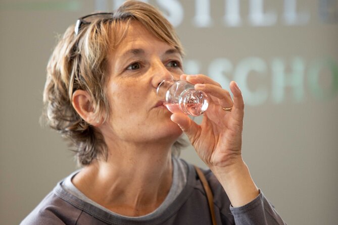 Shakespeare Distillery Tour - 11am Ticket - Spirit Tastings and Tasting Notes
