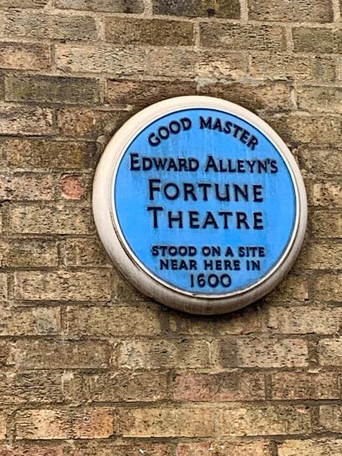 Shakespeare & Shoreditch Promenade Visual, Theatrical Treat - Availability and Highlights