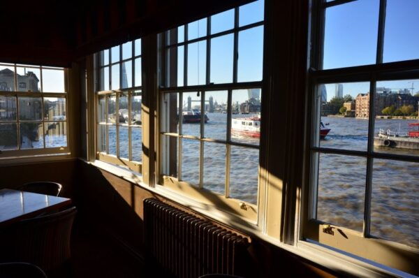 Shakespeare's Globe to the Mayflower and Origins of the USA - Discovering Sights Related to the Origins of the USA